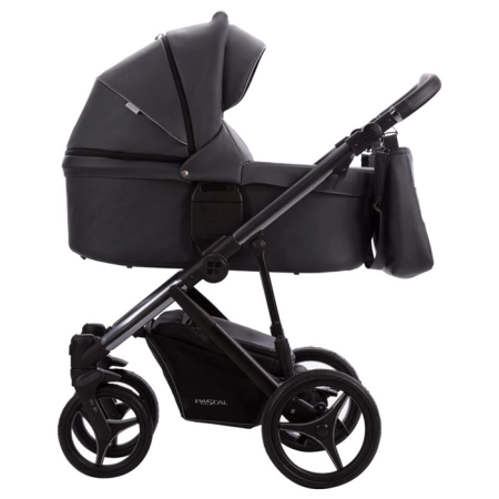 Bebetto-Pascal-Premium-02-uniwersalny-wózek-2w1-czarny